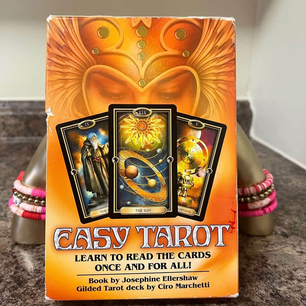 NIB Easy Tarot Deck with Guidebook
